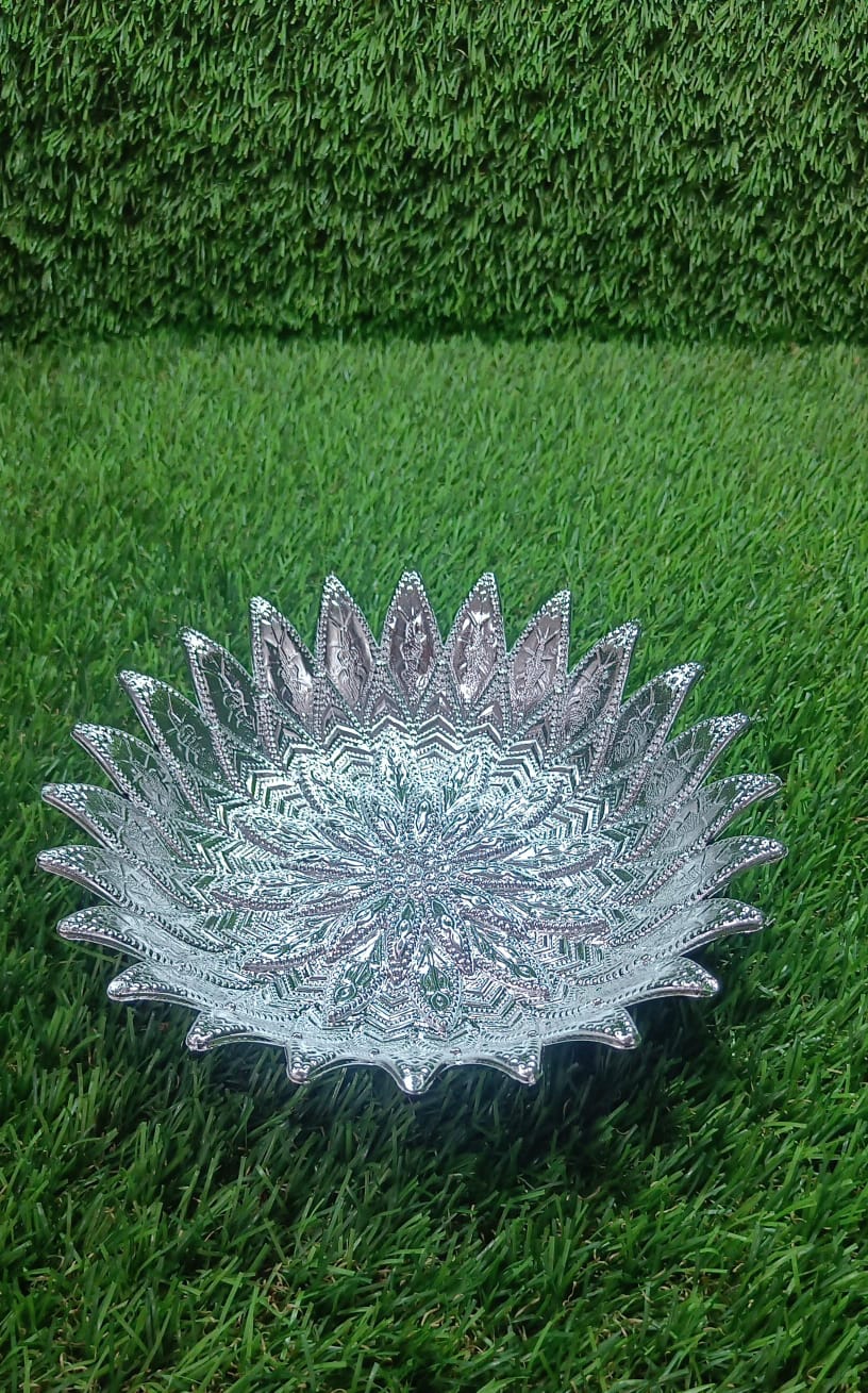 Plastic Silver Finish Serving Tray, Decorative Multipurpose Tray (1 Pc)