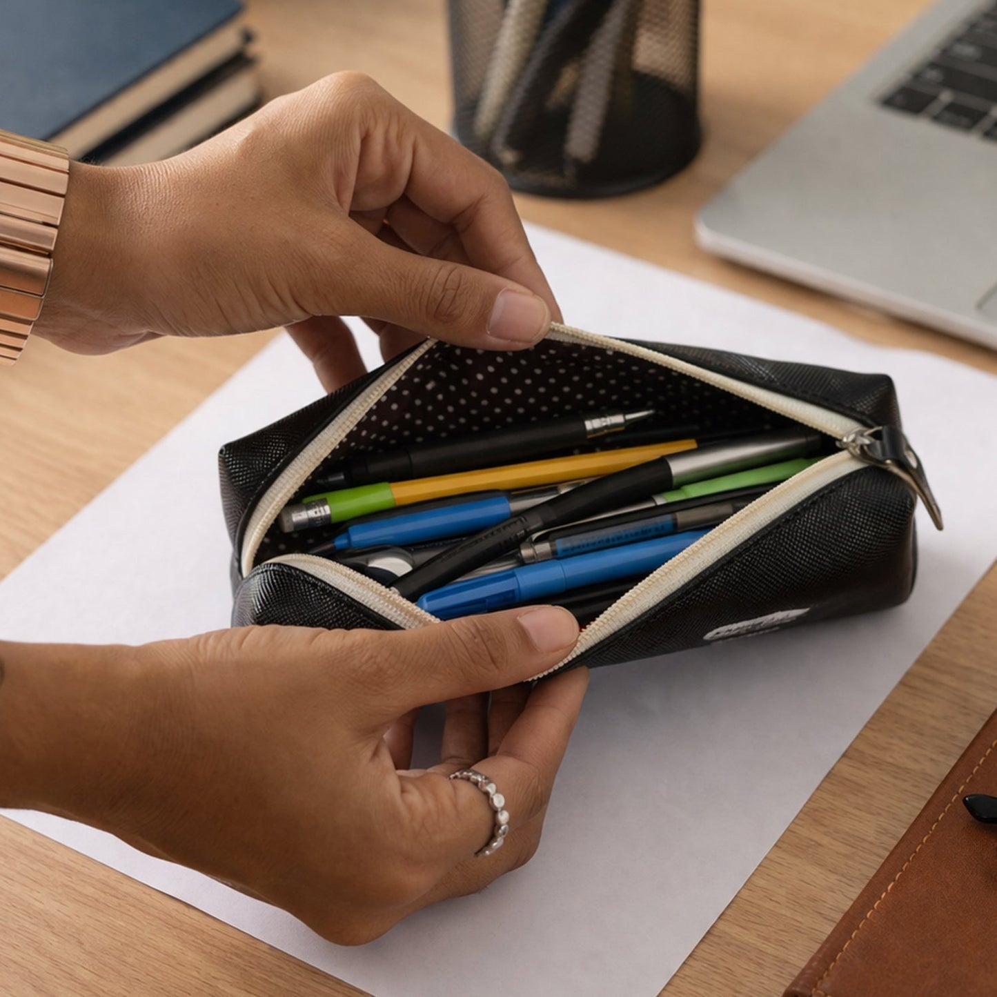 Stylish Printed Zipper Pencil Pouch Organizer (1 Pc)