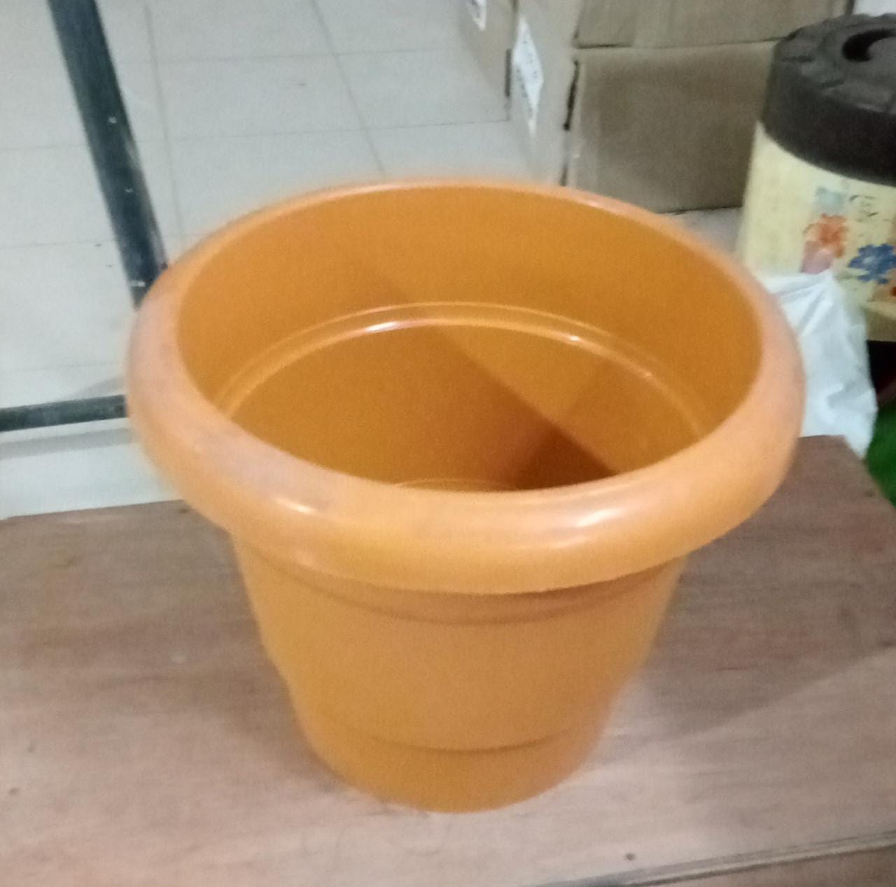 Garden Heavy Plastic Planter Pot / Gamla (Brown, Pack of 1)