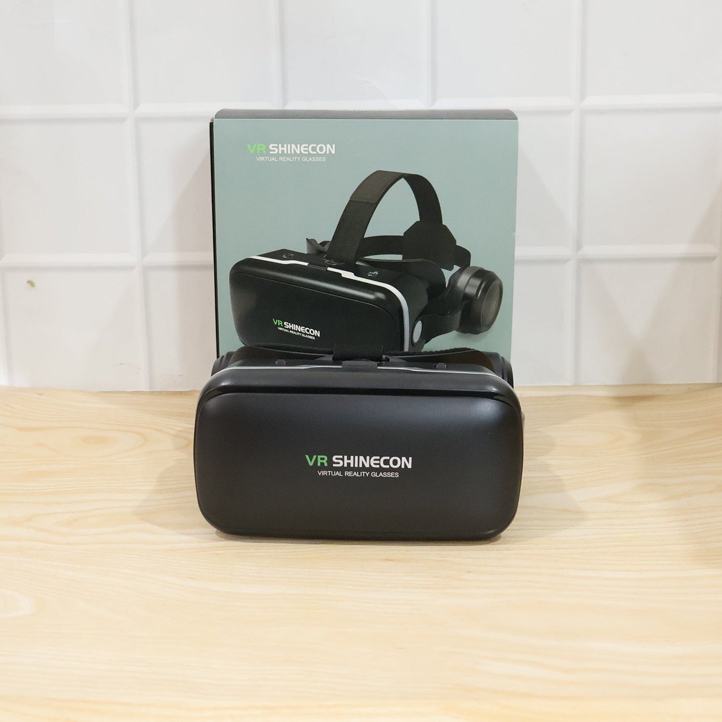 3D / HD VR Glasses Virtual Reality Goggles Headset for iOS for Android Smartphone VR Goggles-For 3D VR Movies Video Games with Headphones (1 Pc)