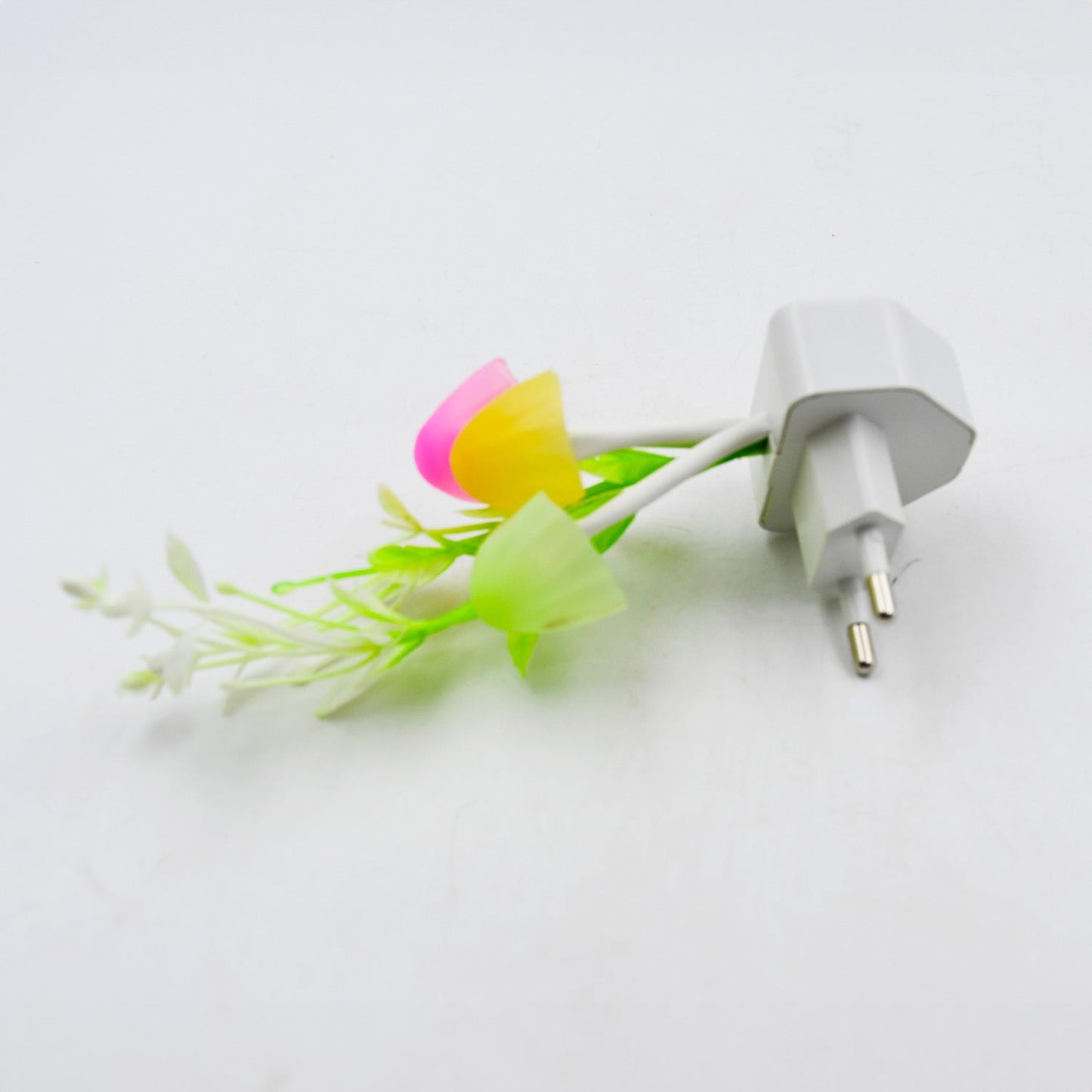 Fancy LED Mushroom Night Light – Color Changing Automatic On / Off Light Sensor Lamp for Kids