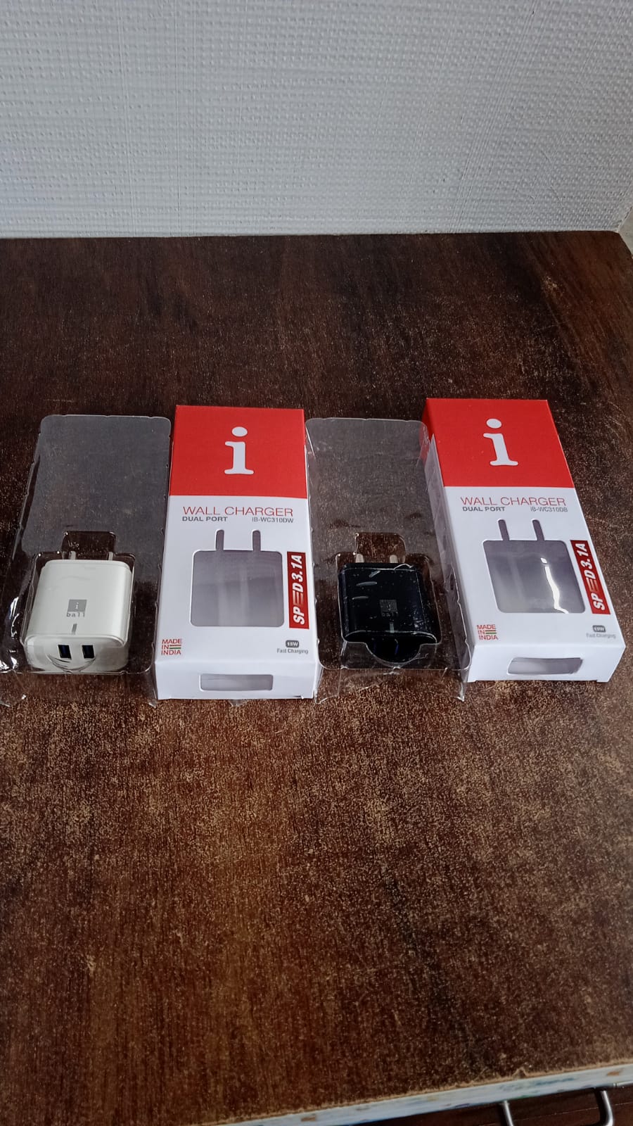 iBall Dual USB Wall Charger 5V/3.1A – High-Speed Dual Port Fast Charging Adapte (1 Pc)