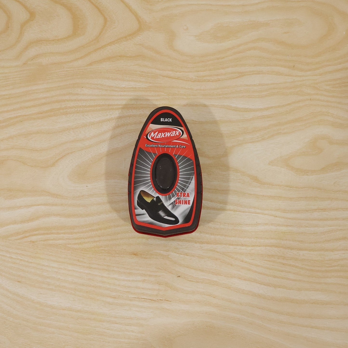 Maxwax Black Instant Shoe Shiner (1 Pc, 7 ML)