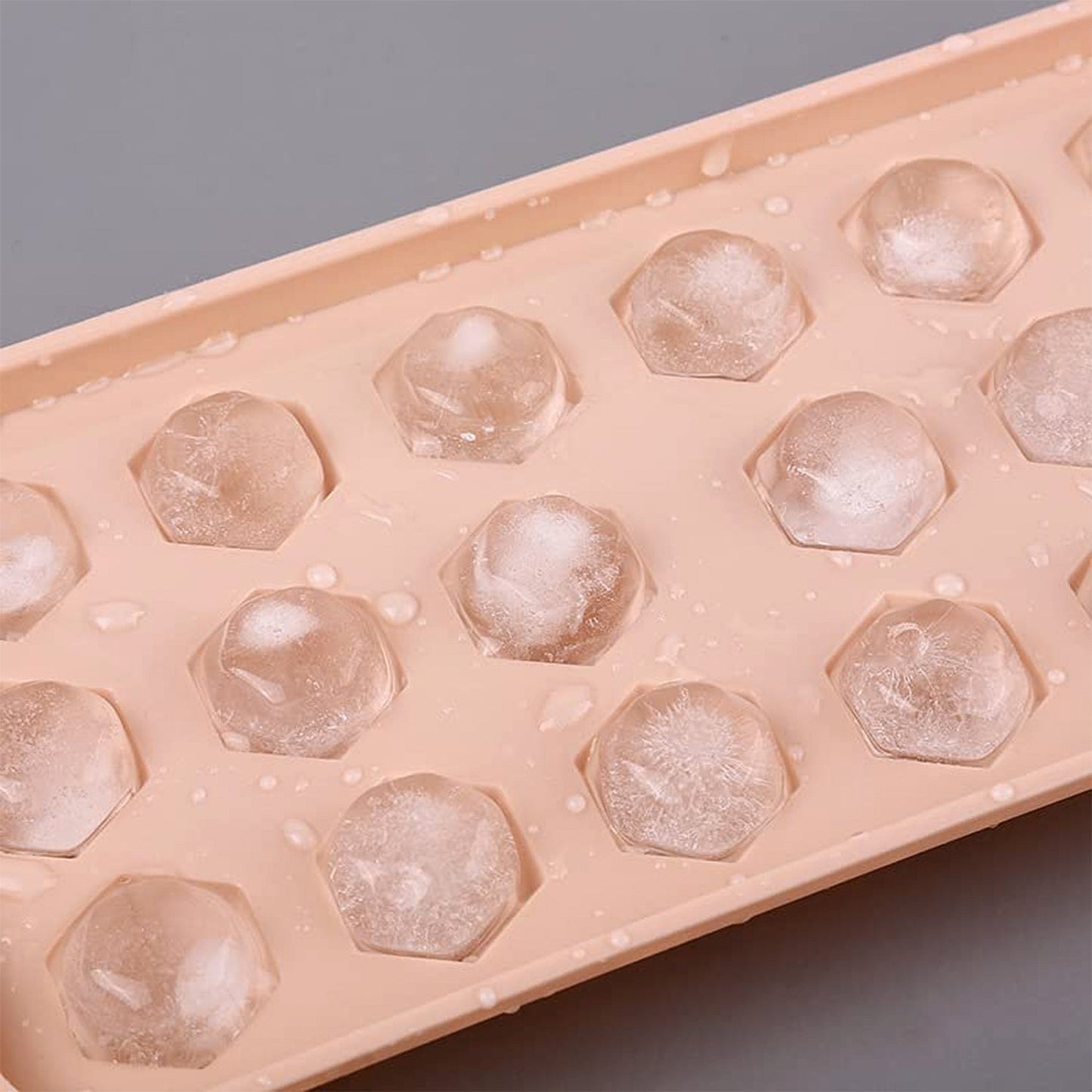 Durable Plastic Ice Cube Tray (1 Pc)