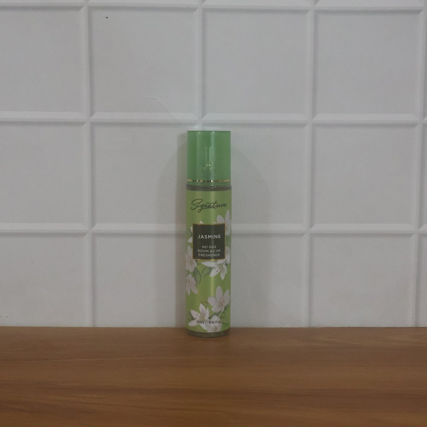 Signature Jasmine Room & Car Freshener Spray 250 ML