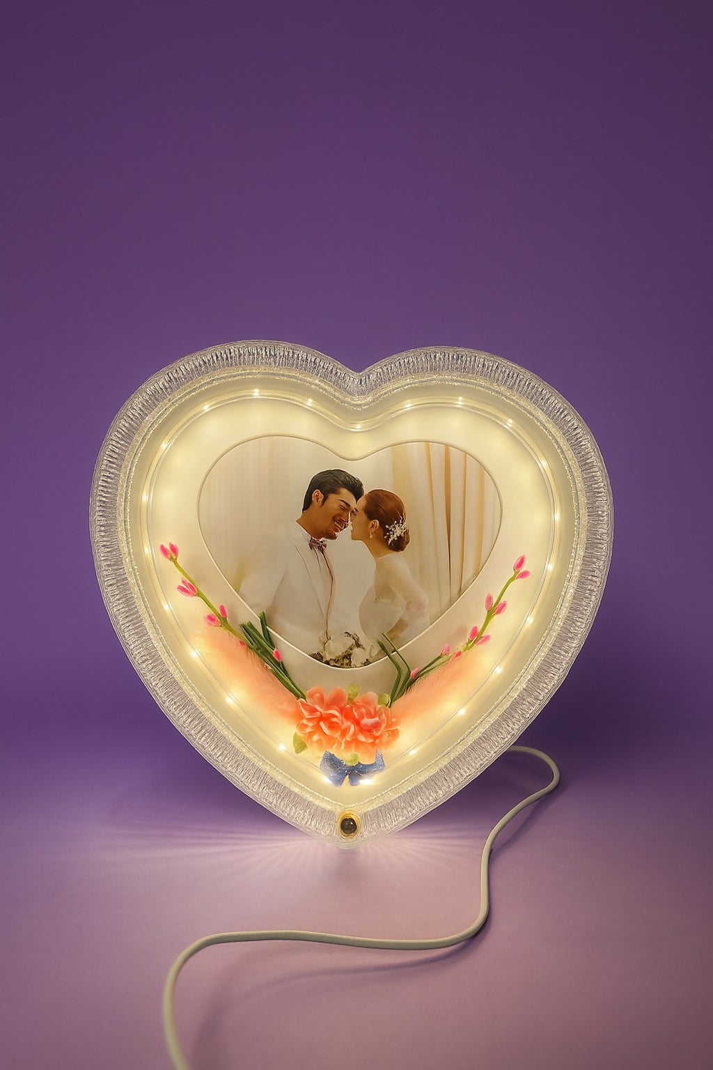 Heart Shape LED Photo Frame Lamp for Romantic Bedroom Decor with Photo Insert