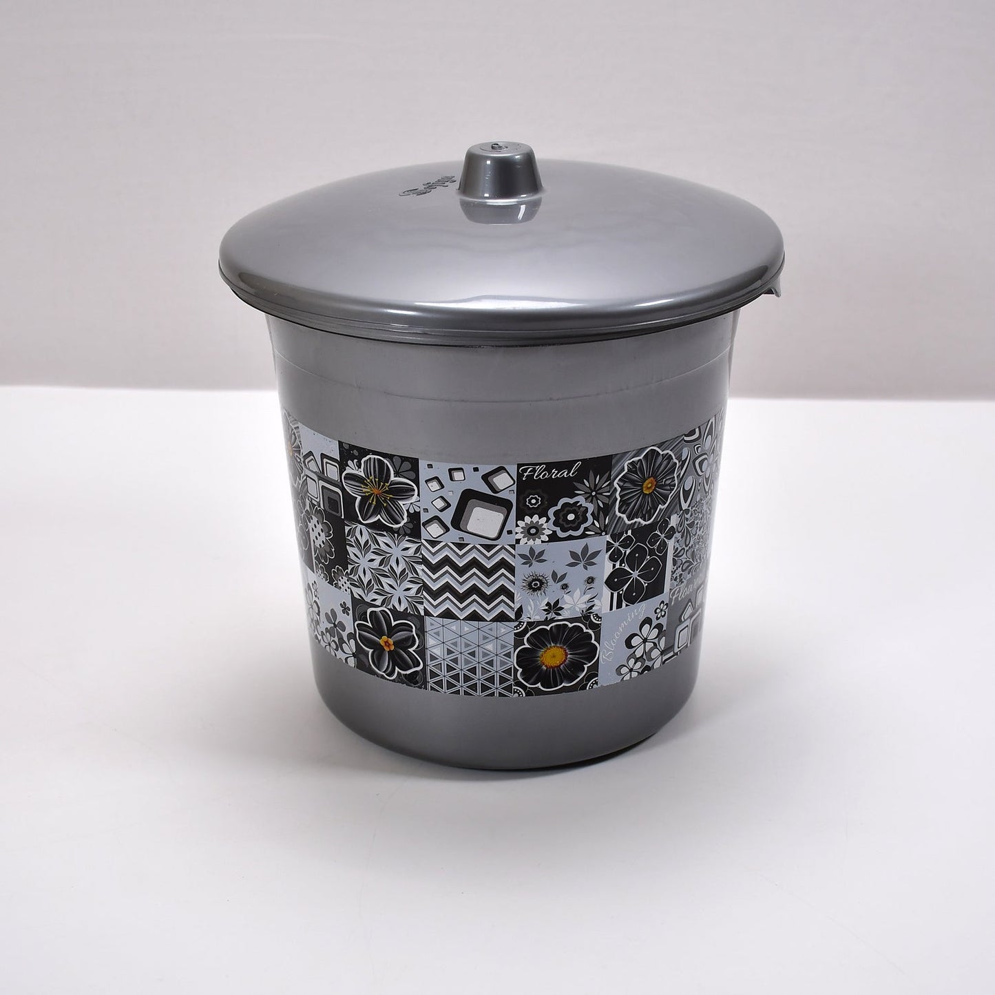 Large Capacity Plastic Bathroom Set of 7Pieces (1pc Big Tub, 1pc bucket,1pc , 1pc Mug, 1pc Soap Case, 1pc , 1pc Stool)