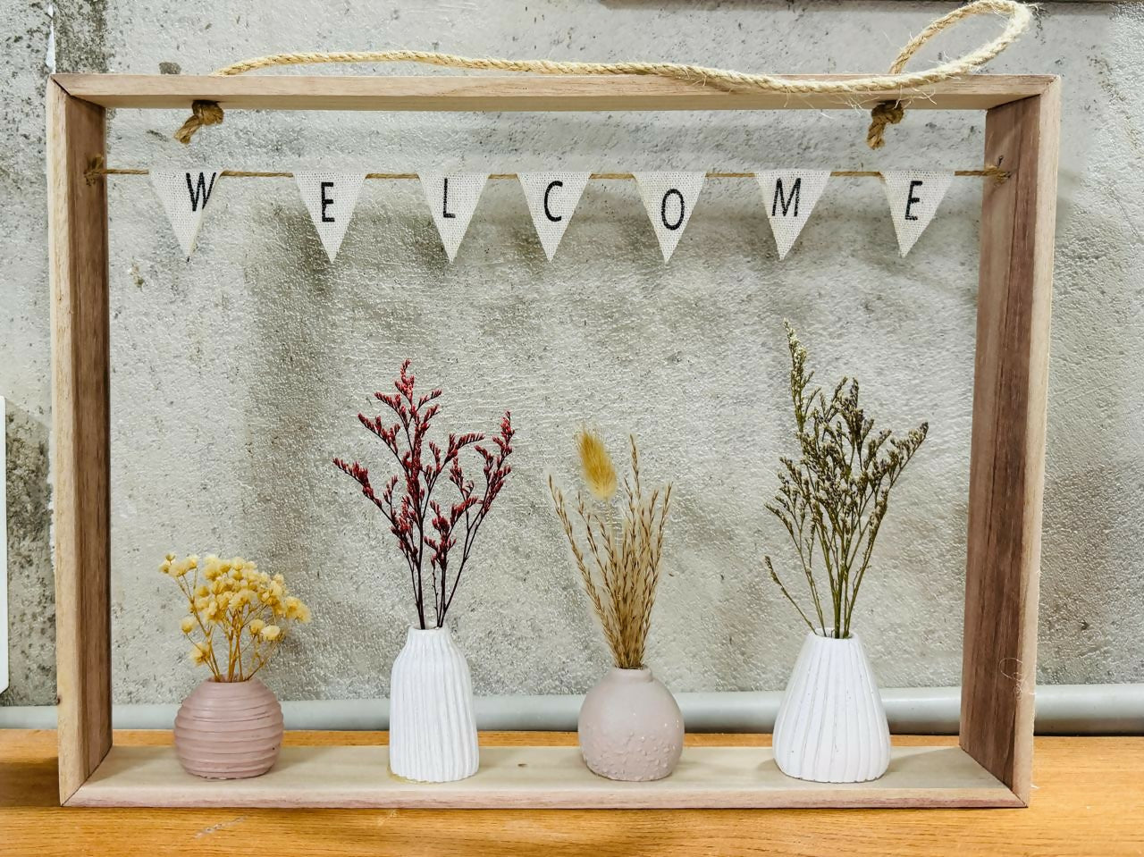 Decorative Ceramic Vases with Artificial Dried Flowers  for Home