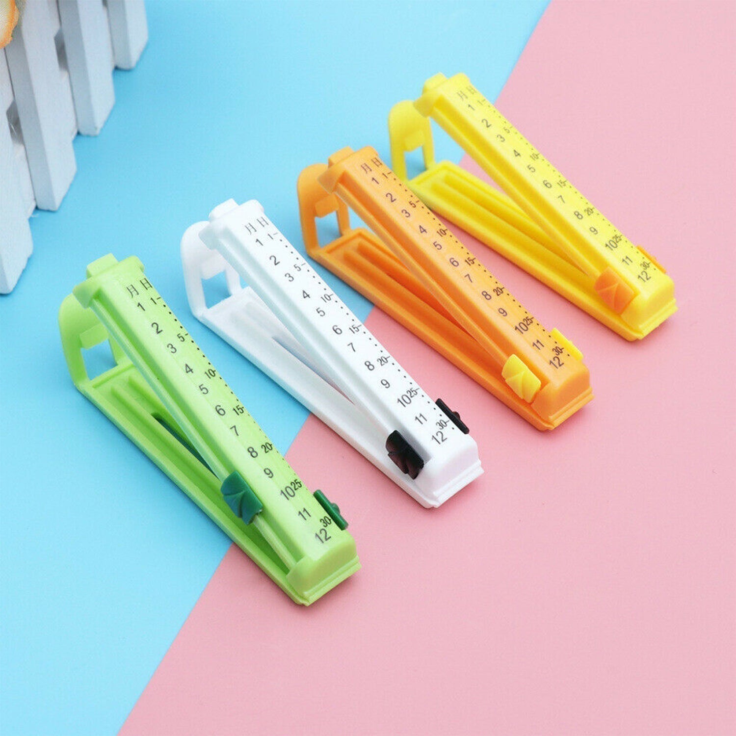 4-Piece Food Sealing Clips – Securely Seal Packaged Foods & Prevent Contamination