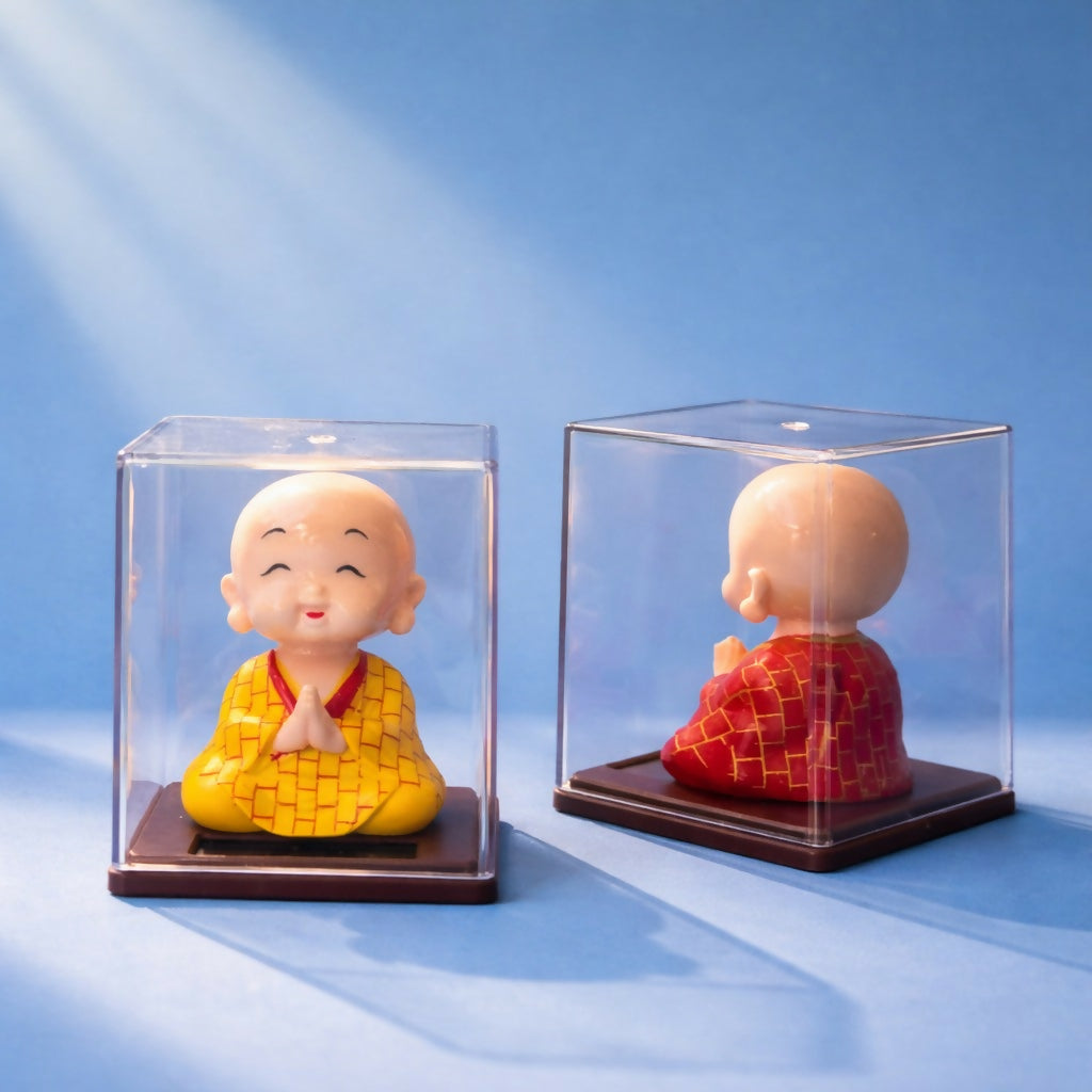 Solar Powered Monk Bobble Head with Moving Head Display Case (Color may vary)
