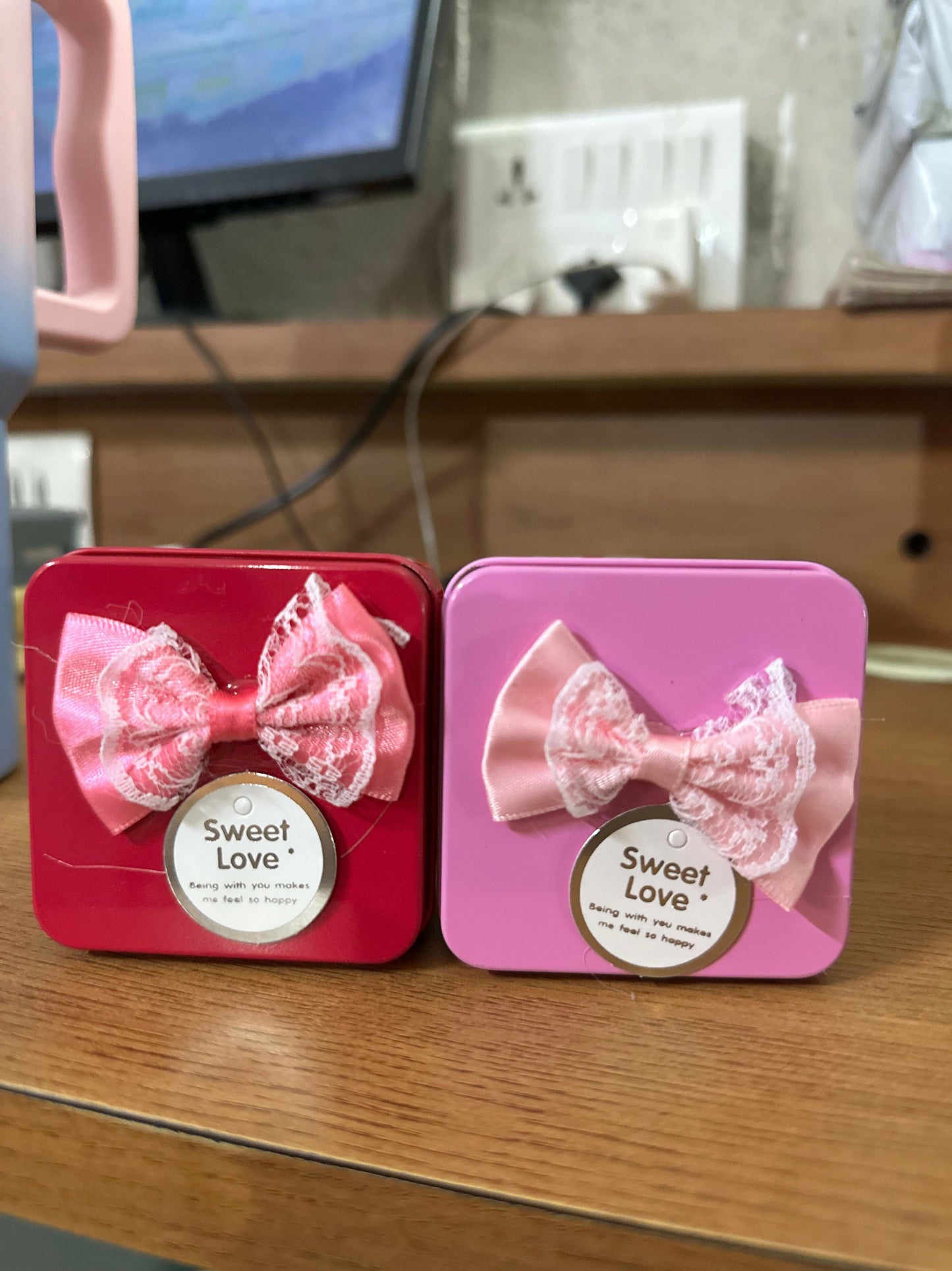 Mini Gift Box with Bow â€“ Decorative Storage & Jewelry Box