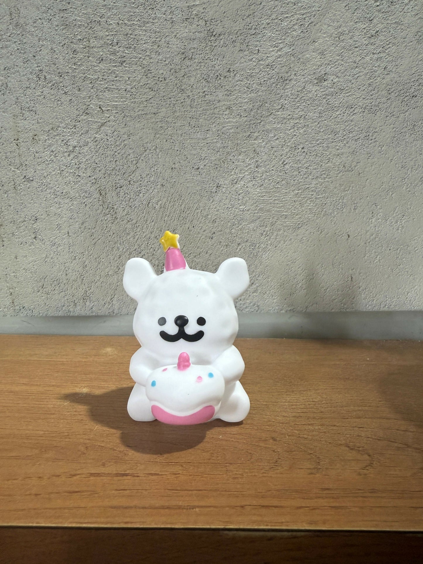 Cute Bear Holding Cake Mini Figurine â€“ Adorable Kidsâ€™ Desk & Room Decoration