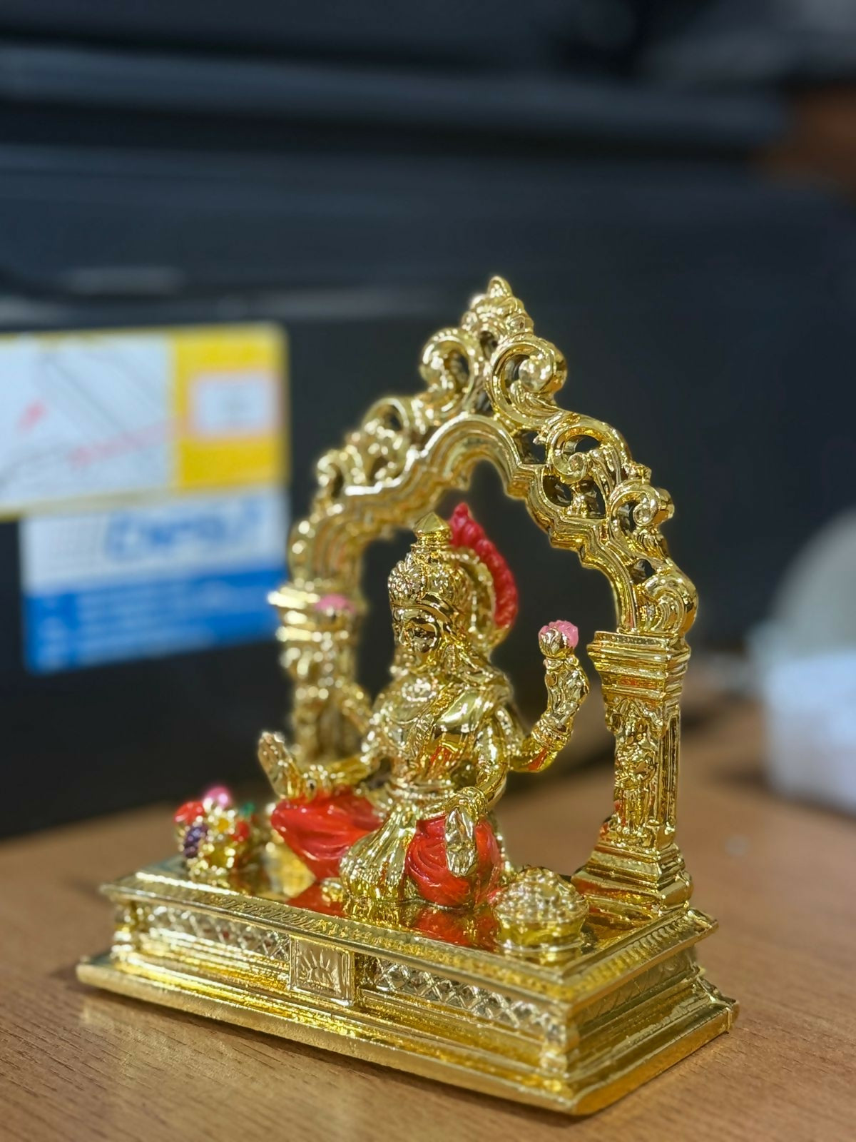 Goddess Lakshmi Idol Decorative Showpiece for Home Temple