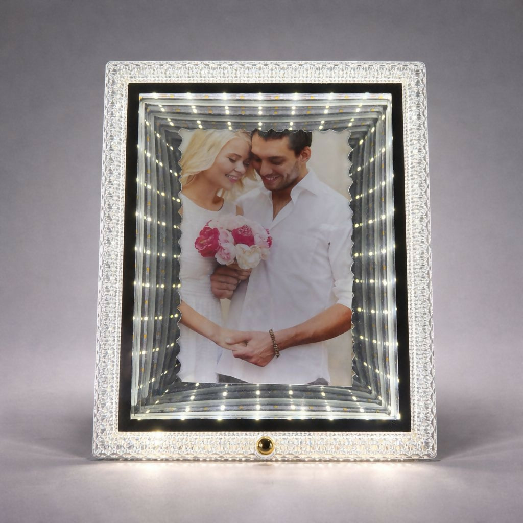 LED Photo Frame 15x20 cm Decorative Light Frame for Couple Display
