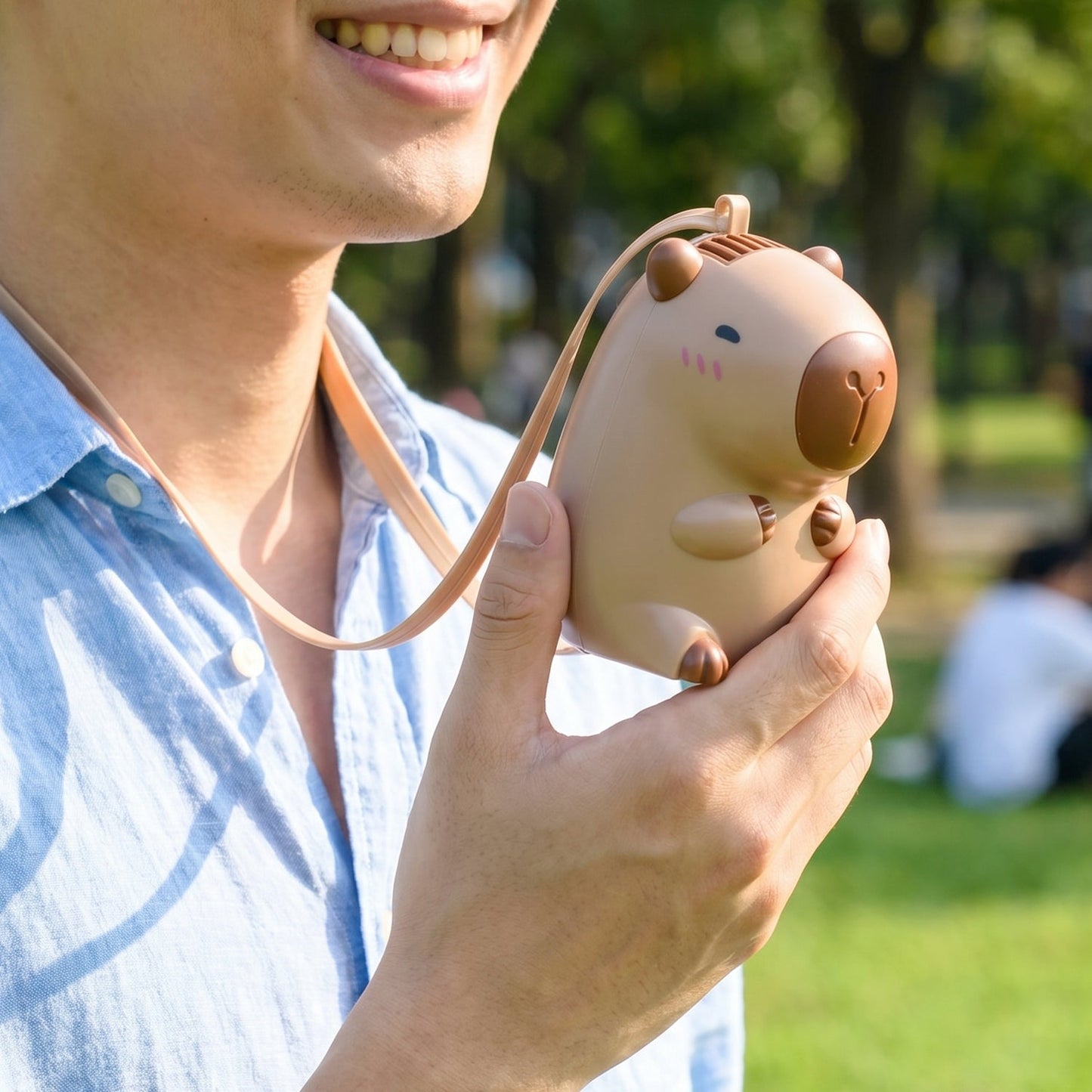 Cute Bear Shape Portable Mini Fan with Neck Strap (1 Pc)