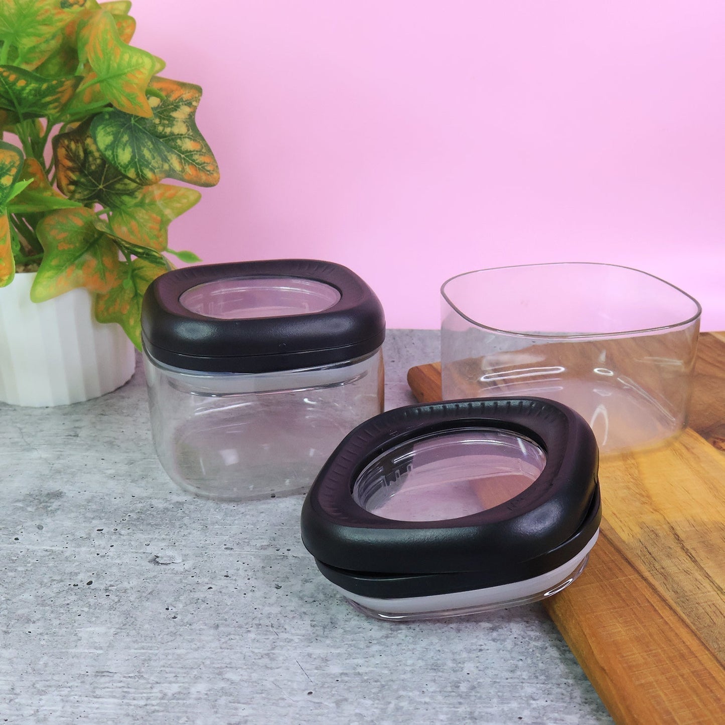 Supermom Plastic Twist & Lock Storage Container Set (500ML / 2 Pc )