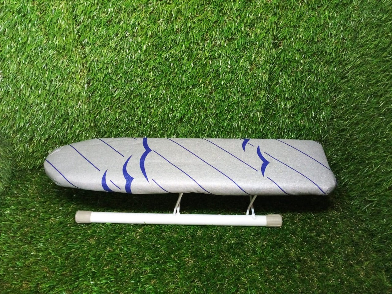Port Small Ironing Pad used in all households and iron shops for ironing clothes and fabrics etc.