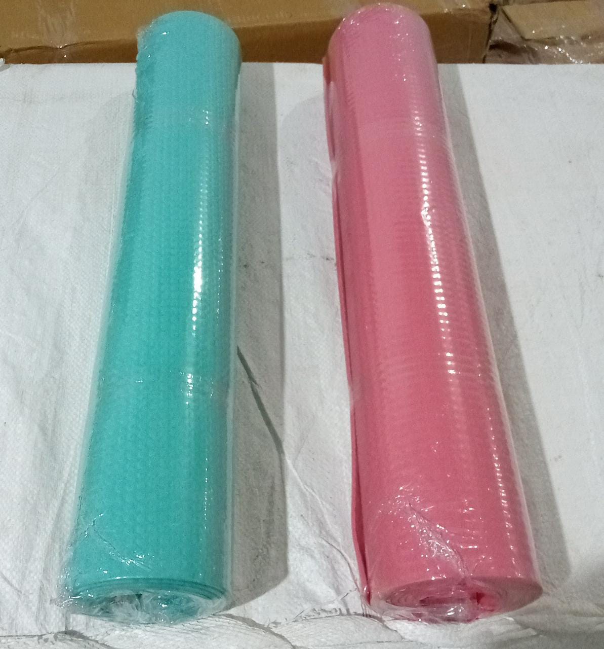 Yoga Mat Eco-Friendly For Fitness Exercise Workout Gym with Non-Slip (180x60xcm) Color may very