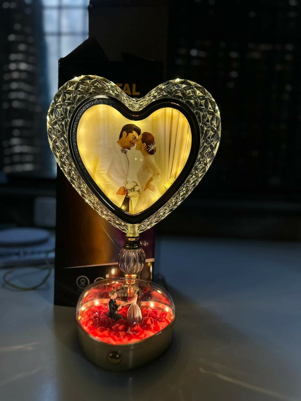 Heart Shape LED Photo Frame Lamp with Rose Dome Base Light